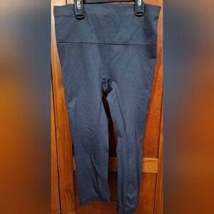 ATHLETA gray leggings. Size S 26" length